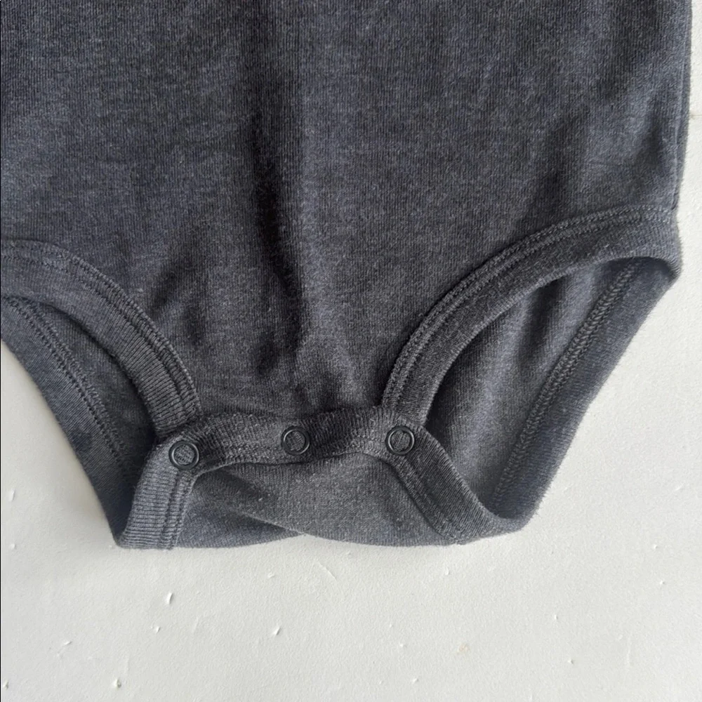Carter’s Gray Long Sleeve Bodysuit 18 months